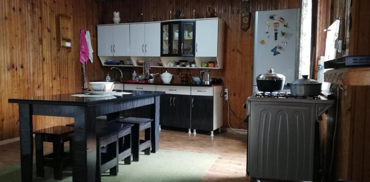 Guesthouse Leno Tsaldashi Exteriör bild
